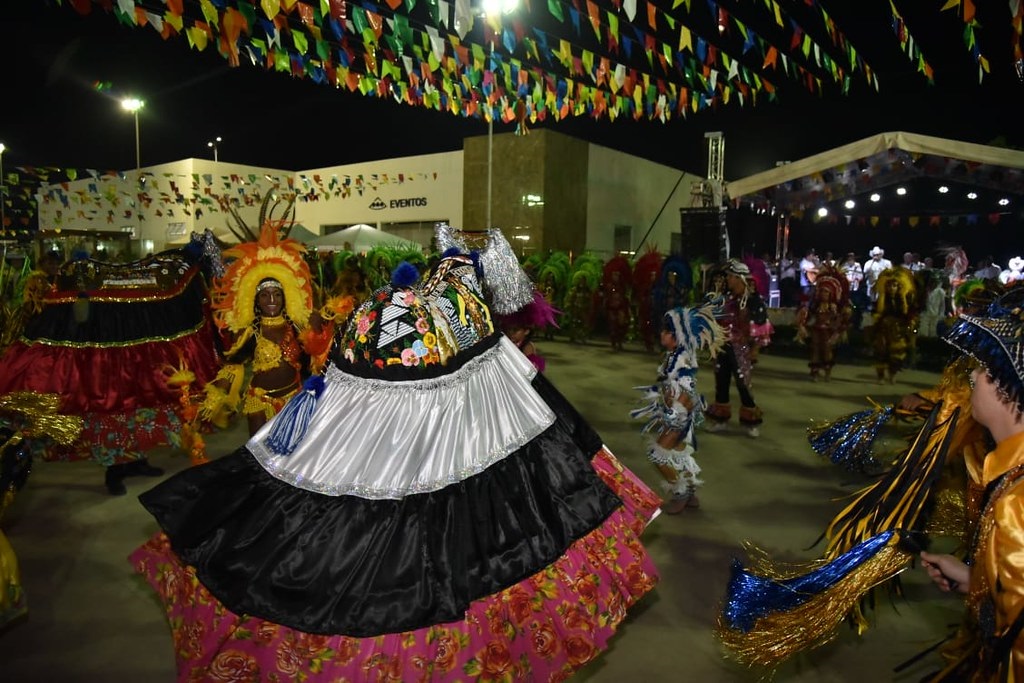 Brincadeiras juninas garantem noite de beleza e animação no AMMARRIÊ 2019