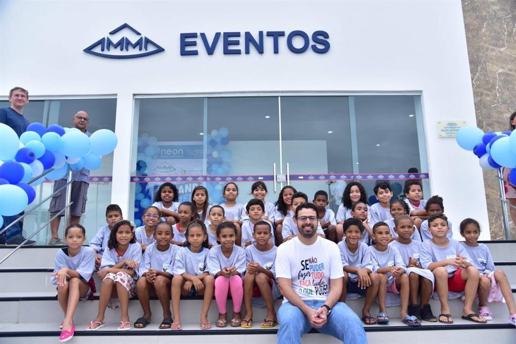 Férias na AMMA e ‘Nadando na Frente’ agitam a sede social na tarde de sábado