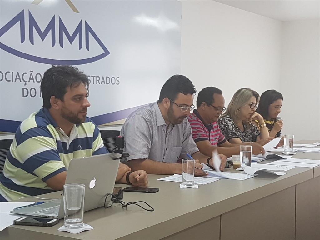 Associados aprovam a prestação de contas 2016 e a proposta de Plantão Regional