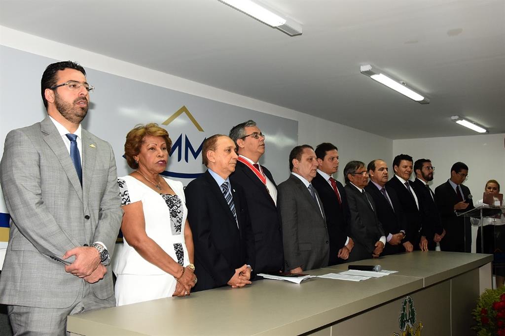 Posse da nova diretoria da ESMAM conta com presença da AMMA