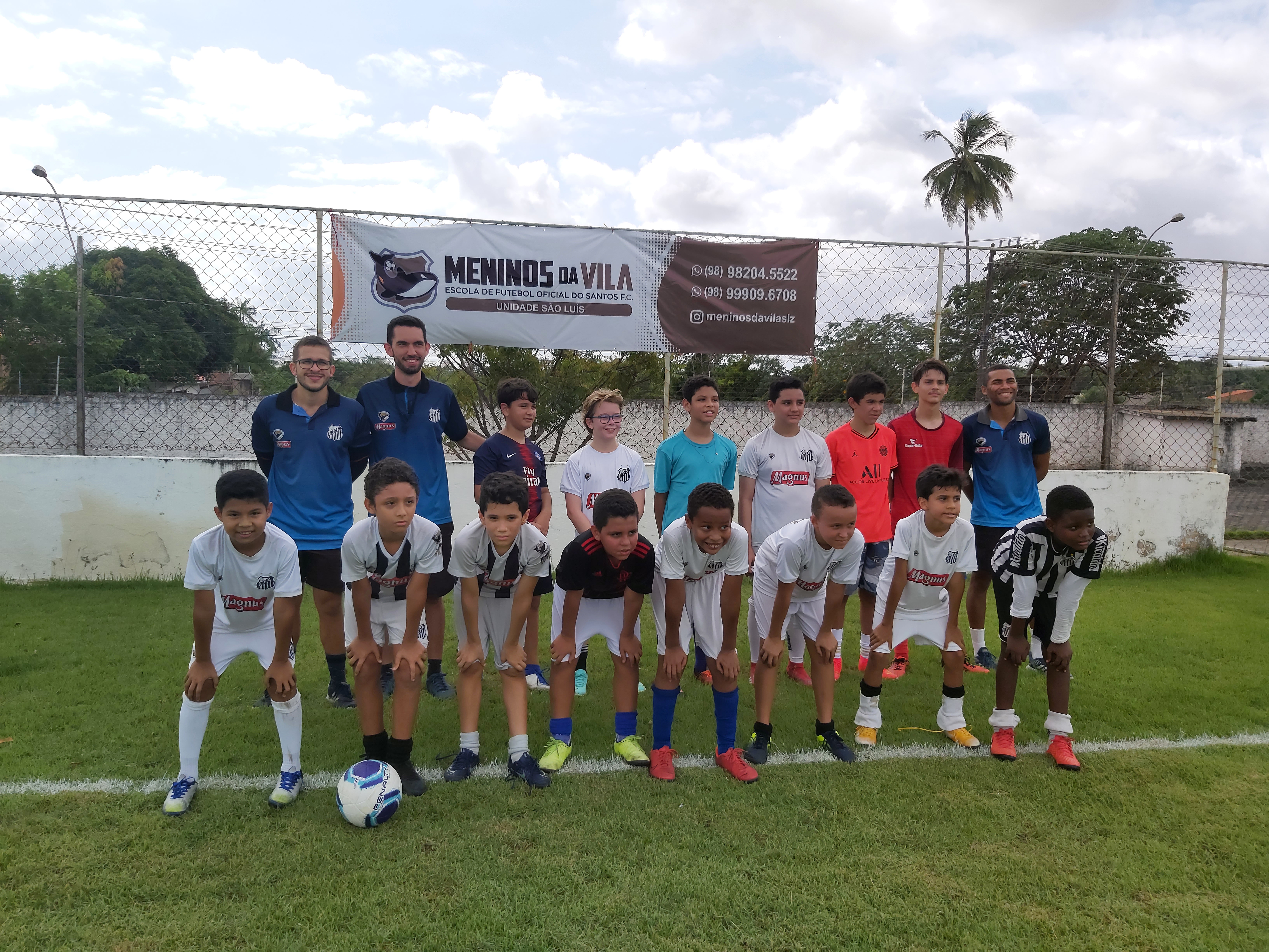 AMMA promove aula de exibição da escola de futebol do Santos para filhos de associados
