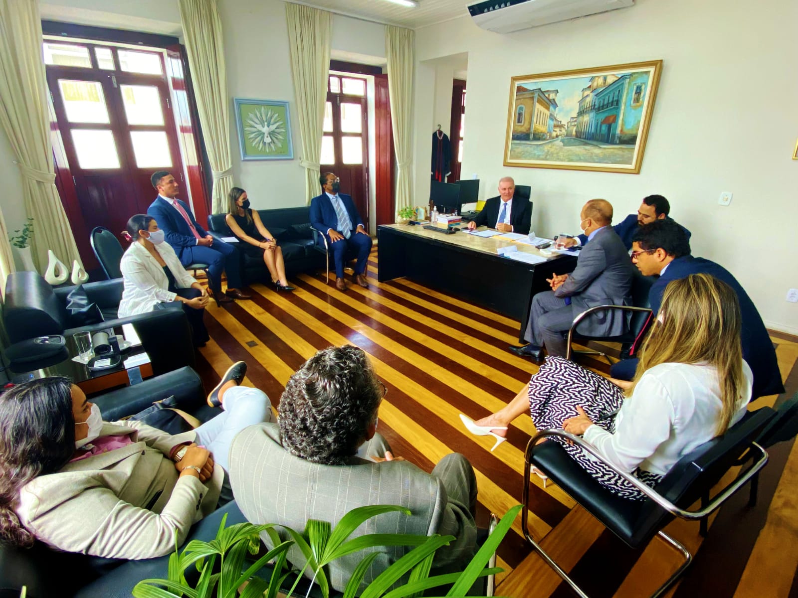 Diretores da AMMA fazem visita institucional ao corregedor Froz Sobrinho e reafirmam parceria para ações no Judiciário